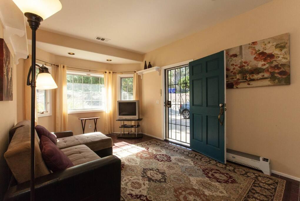 Castlegate Guest Apartment วิสตา ภายนอก รูปภาพ
