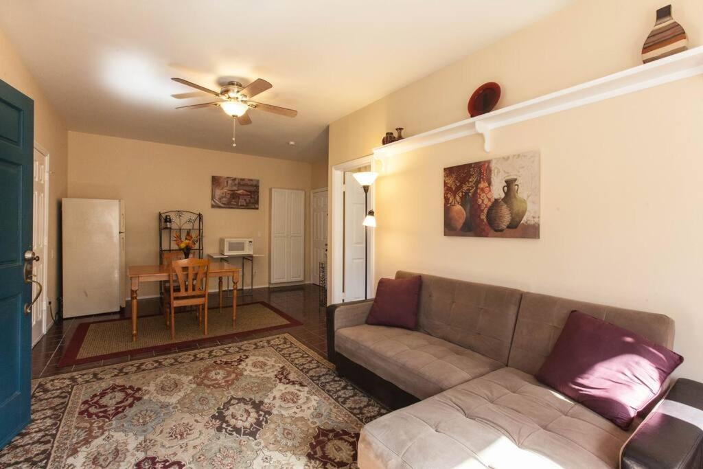 Castlegate Guest Apartment วิสตา ภายนอก รูปภาพ
